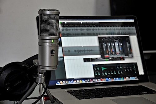 Original-Superlux-E205U-USB-Condenser-microphone-professional-for-broadcasting-and-recording.jpg