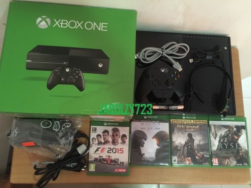 XBOX ONE 500 GB with 4 Games & Accessories 2.JPG